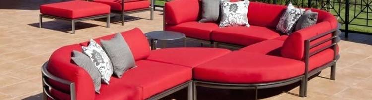 With a variety of outdoor cushions and fabric choices, you'll find the patio furniture cushions you're looking for to make your outdoor rooms, deck cushions