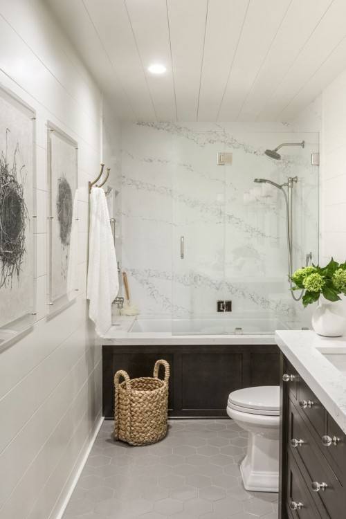 Such an elegant powder room! By Castlwood Custom Builders