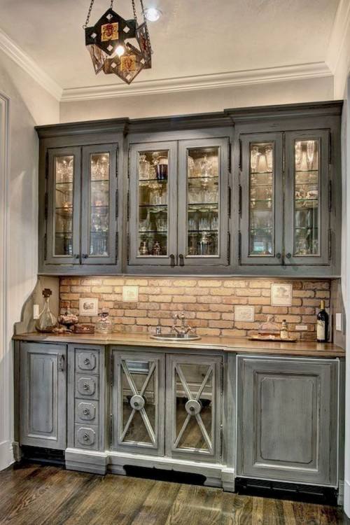 While most of our leaded glass cabinet door designs have