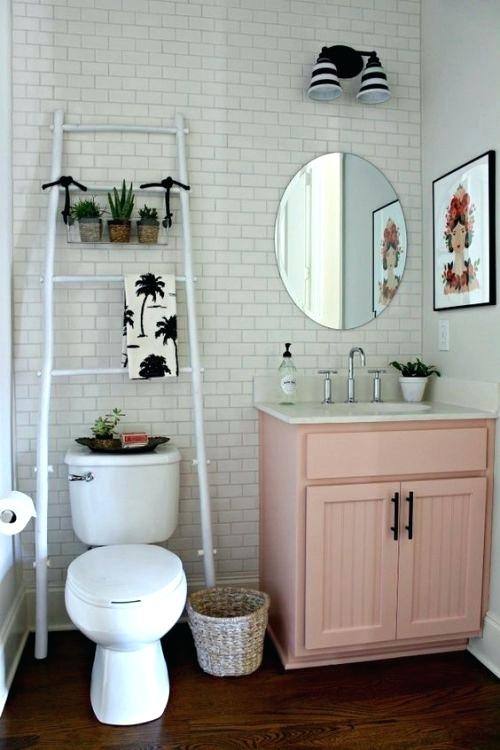 vintage bathroom