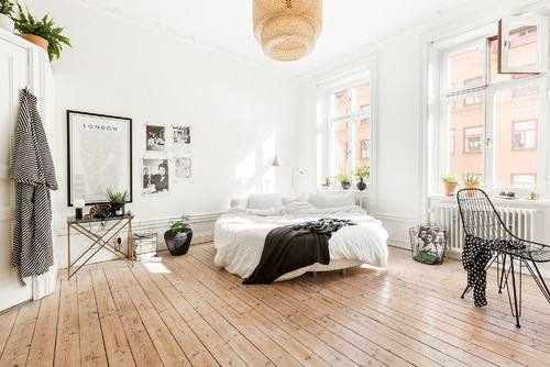 View in gallery Relaxing bedroom