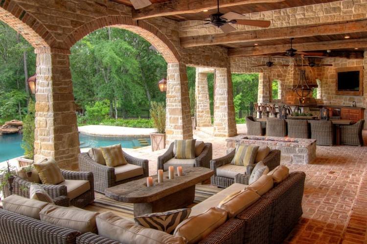 Outdoor Living